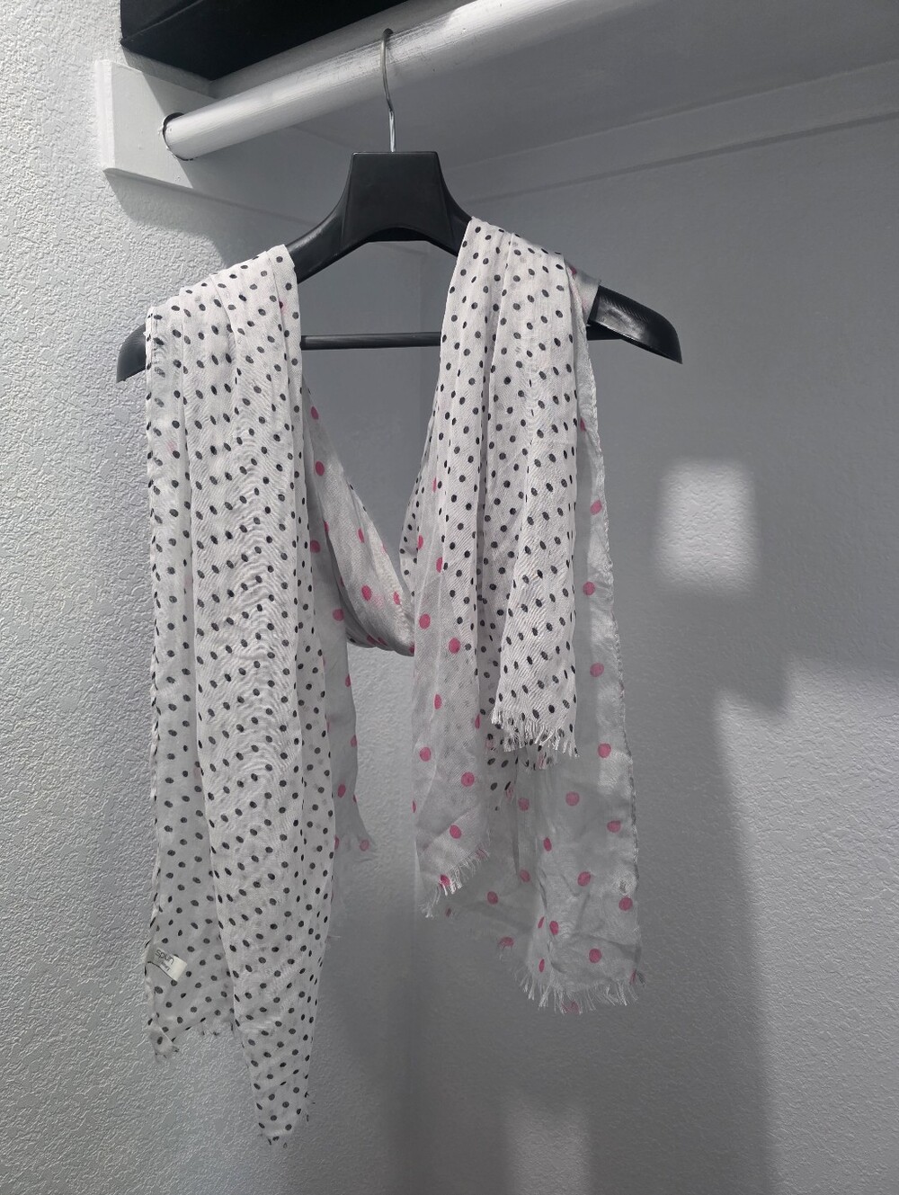 Gray Scarf With Black And Pink Polka Dots